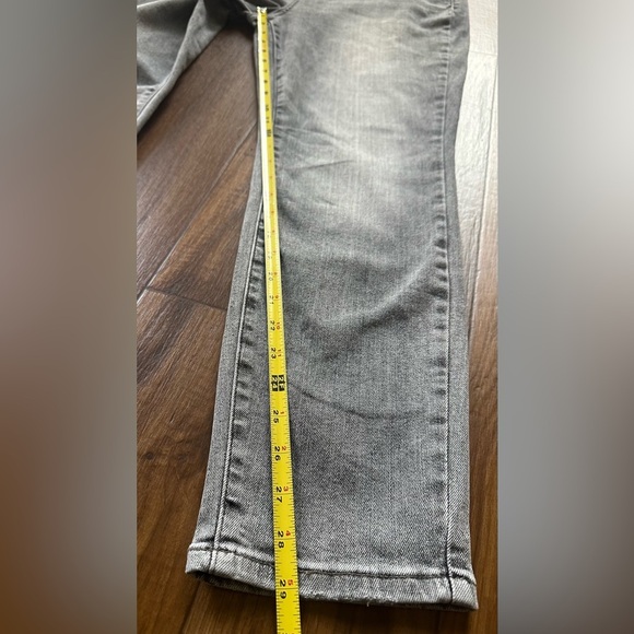 Judy Blue Jean’s Woman’s Size 13/31 Gray High Rise Straight Leg Stretch Retro - Picture 8 of 11